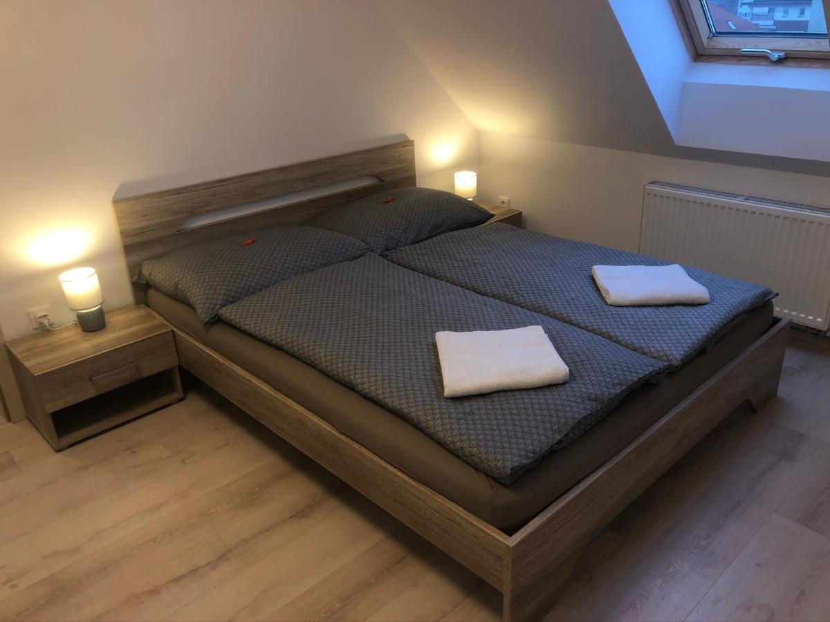 Diamond Apartman Debrecen Luaran gambar