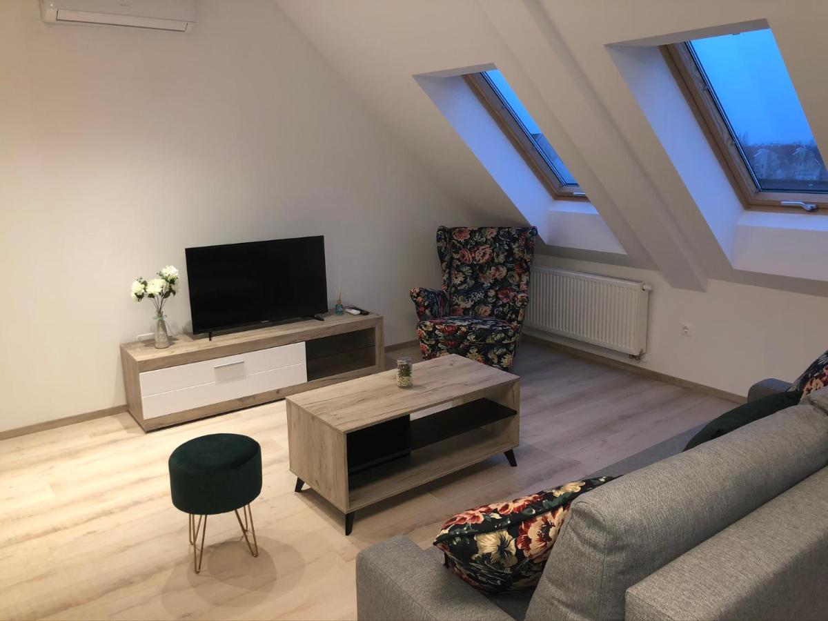 Diamond Apartman Debrecen Luaran gambar