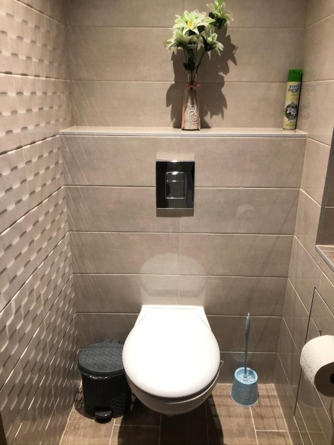 Diamond Apartman Debrecen Luaran gambar