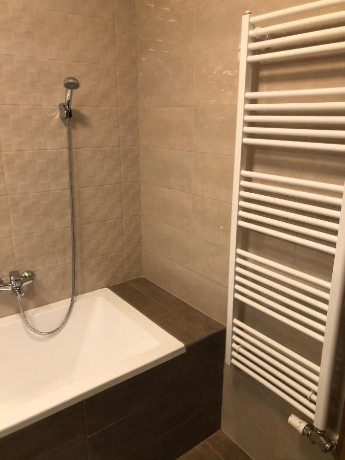 Diamond Apartman Debrecen Luaran gambar