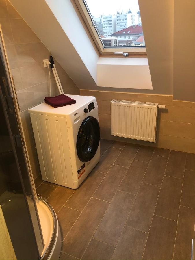 Diamond Apartman Debrecen Luaran gambar